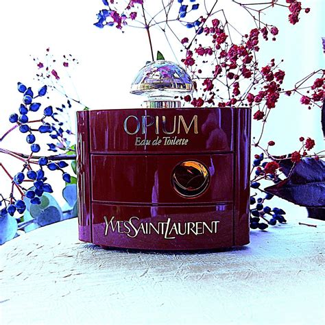 Yves Saint Laurent Opium (1977) — аромат для женщин: 